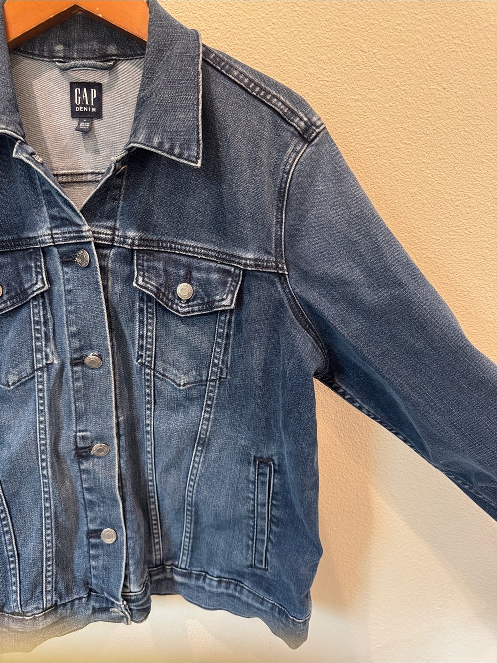 GAP Women's Dark Blue Denim Jacket - Picture 5 of 7